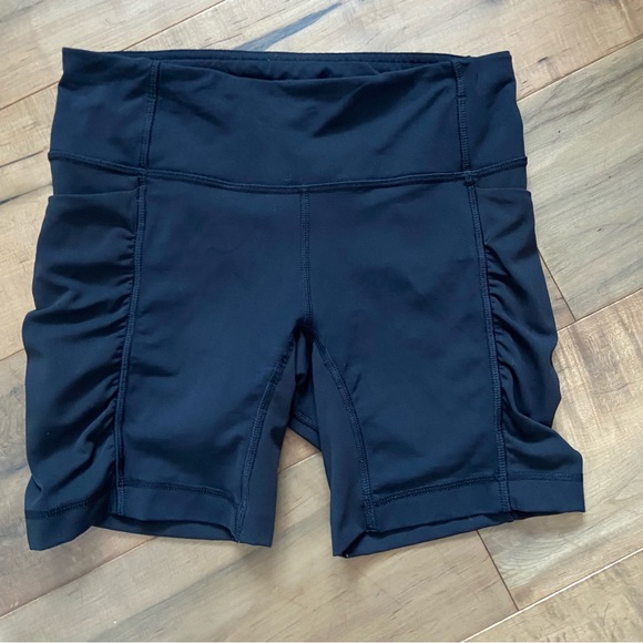 Lululemon Speed Track Shorts - Picture 6 of 8